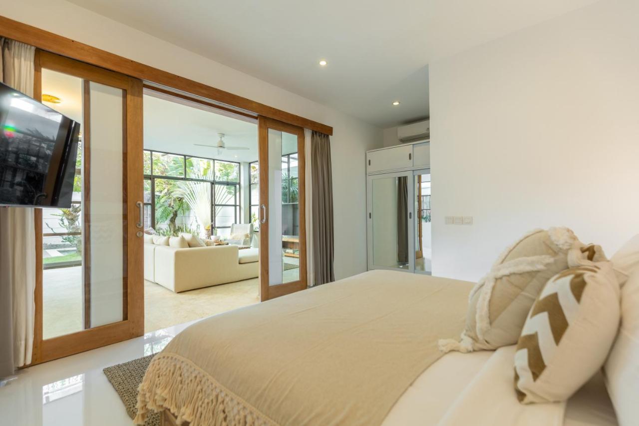 Villa Lumut 3 Bedrooms Central Seminyak Zewnętrze zdjęcie