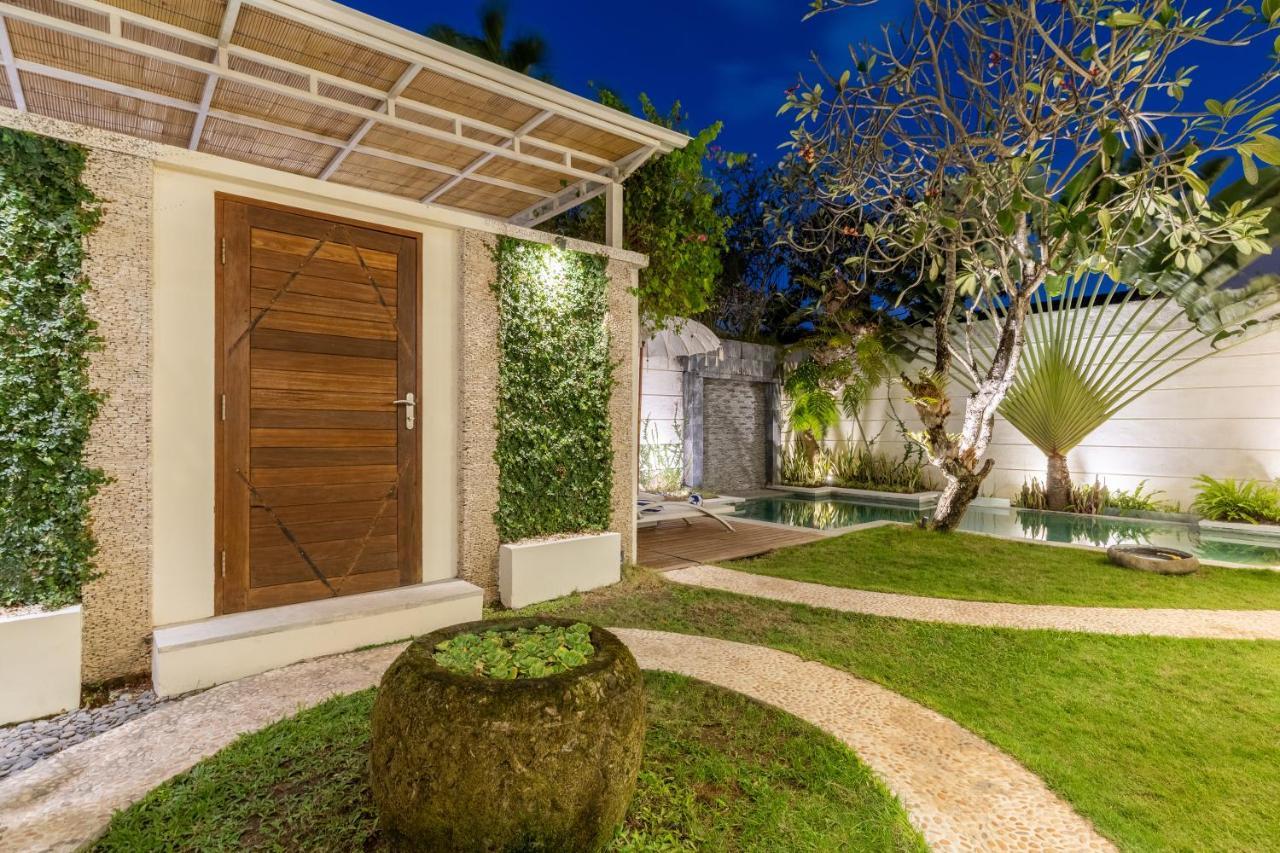 Villa Lumut 3 Bedrooms Central Seminyak Zewnętrze zdjęcie