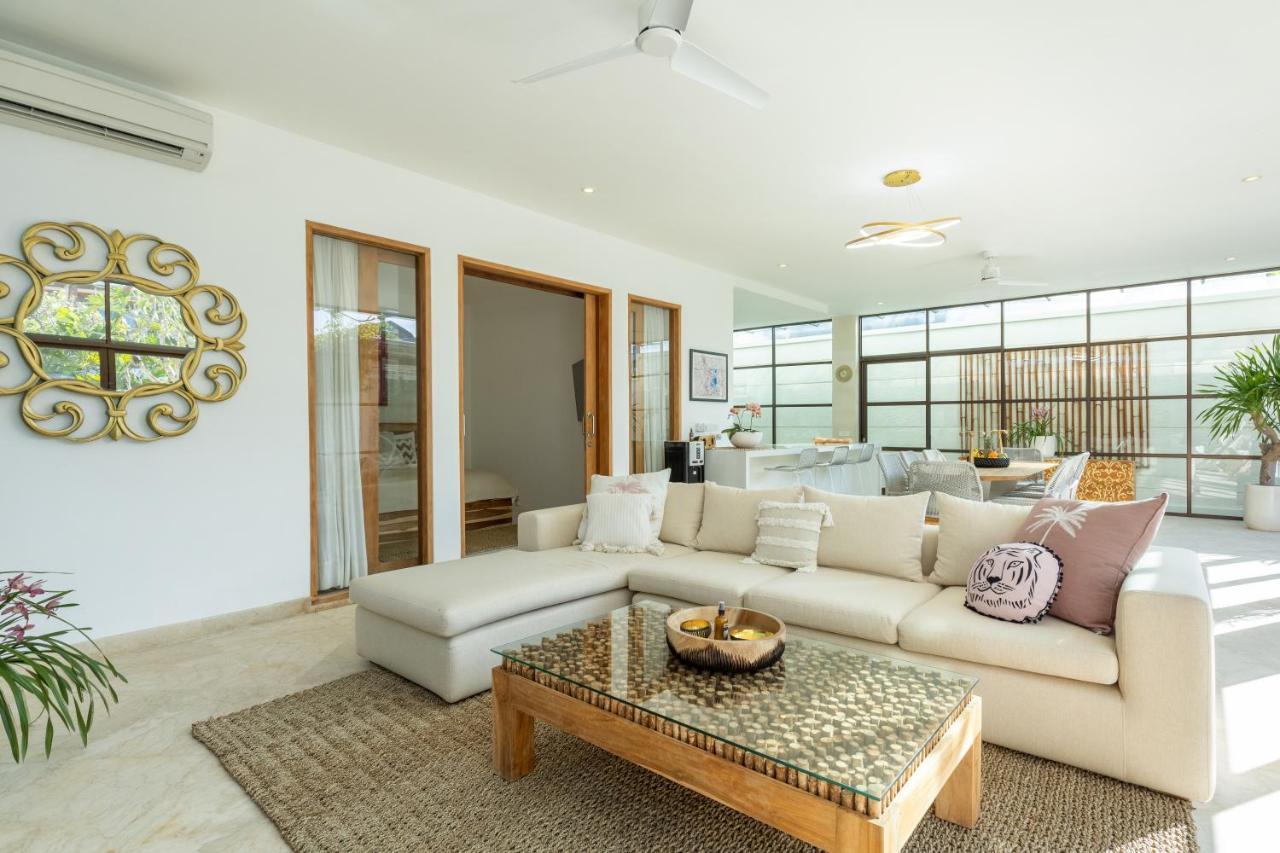 Villa Lumut 3 Bedrooms Central Seminyak Zewnętrze zdjęcie