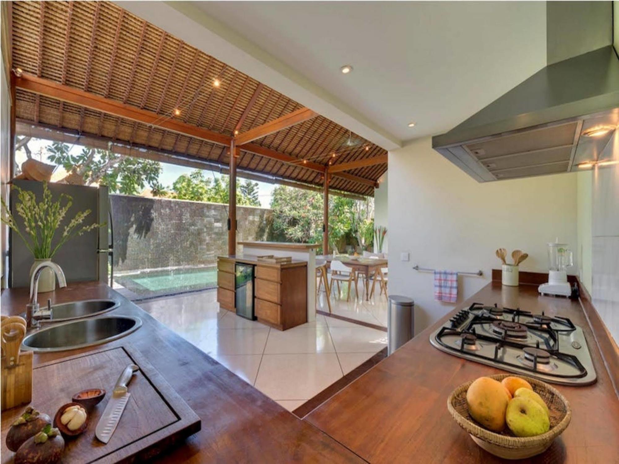 Villa Lumut 3 Bedrooms Central Seminyak Zewnętrze zdjęcie